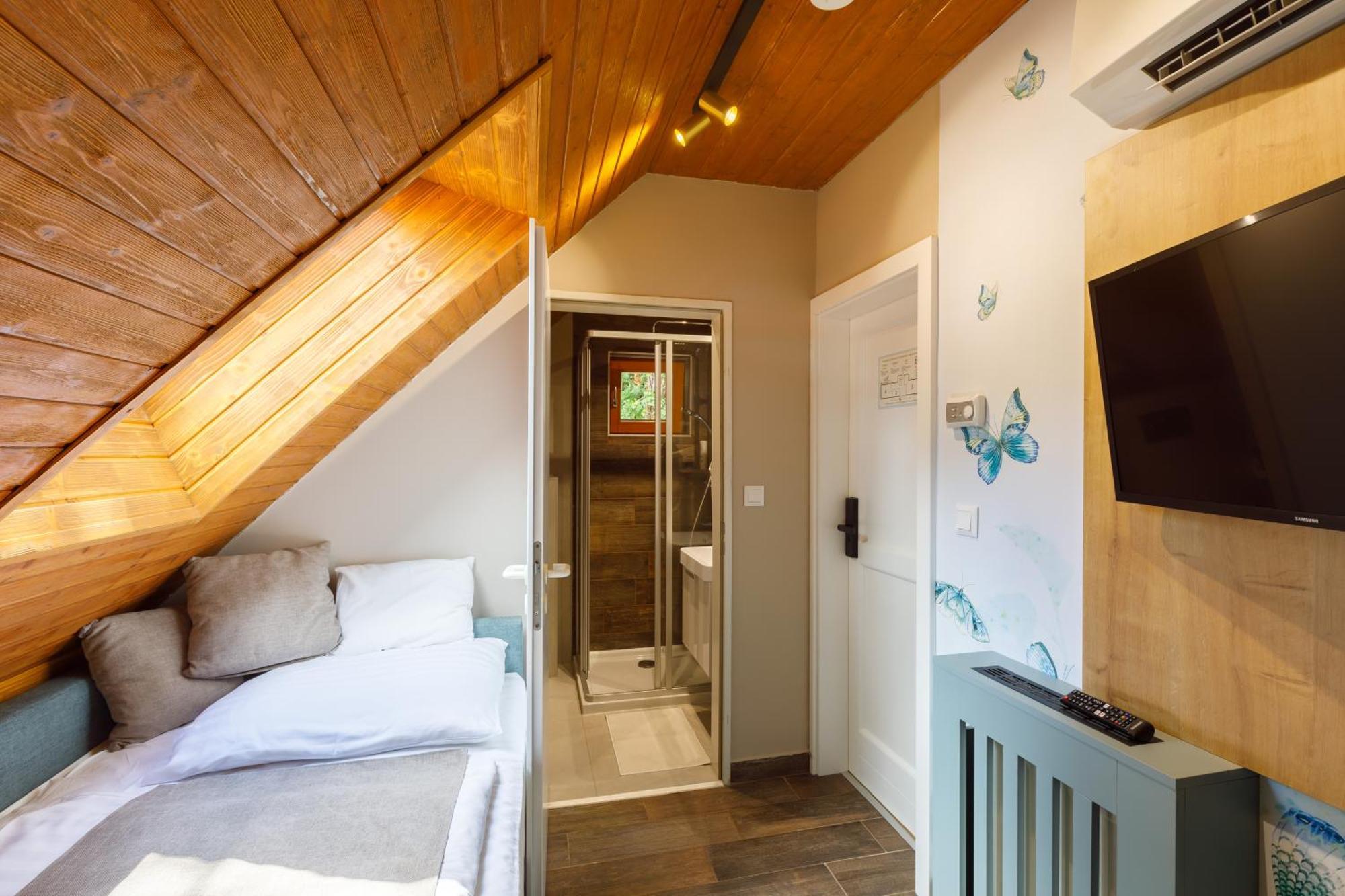 Lepke Apartmanház és Étterem Tihany Extérieur photo